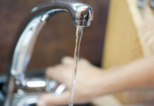 EL CONSUMO DE AGUA EN LOS HOGARES
